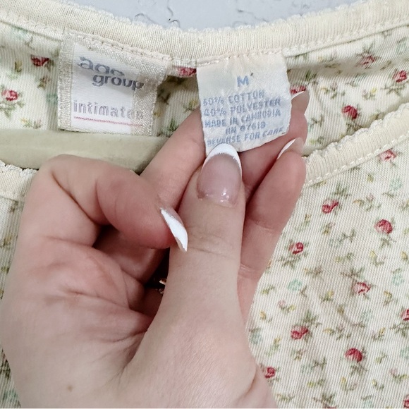 Vintage Mini Floral Top - Picture 3 of 4